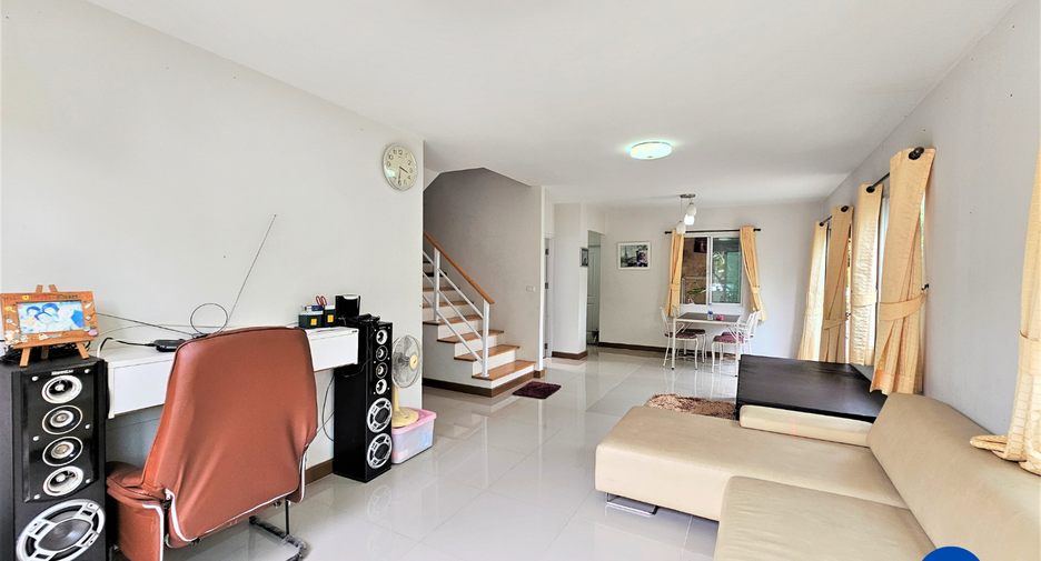 Haus zum Kauf mit 3 Zimmer in Lam Luk Ka, Pathum Thani