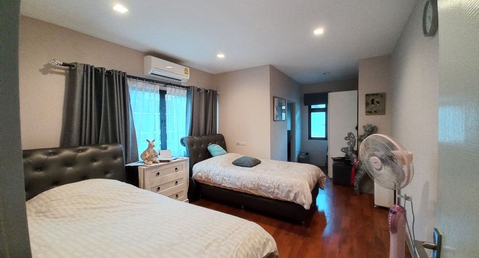 Haus zum Kauf mit 3 Zimmer in Bang Khen, Bangkok