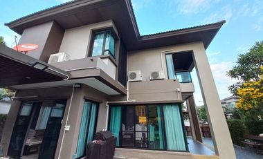 Haus zum Kauf mit 3 Zimmer in Bang Khen, Bangkok