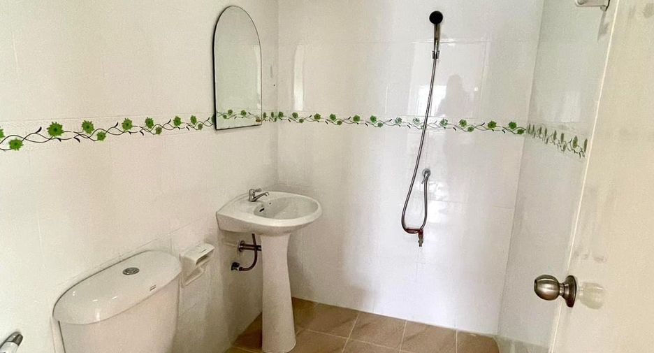 For sale 2 bedrooms townhouse in Mae Rim, Chiang Mai