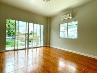 For sale 2 bedrooms townhouse in Mae Rim, Chiang Mai