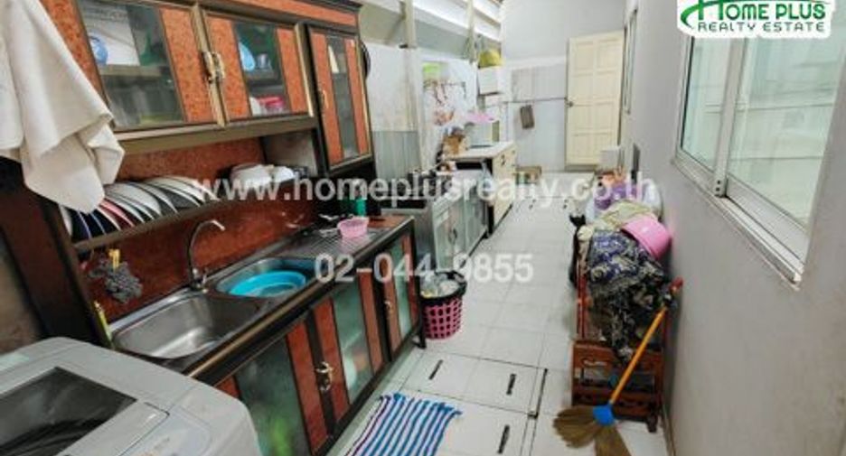 For sale 8 ベッドルーム retail Space in Bang Lamung, Chonburi