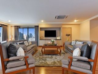Apartment zur Miete mit 3 Zimmer in Watthana, Bangkok
