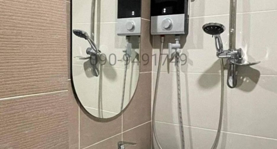 For rent 3 bedrooms townhouse in Bang Kapi, Bangkok