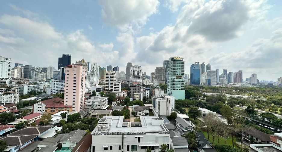 出租 3 卧室 公寓 在 Khlong Toei, 曼谷
