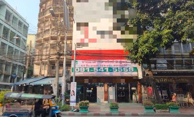 For sale 4 bedrooms retail Space in Pom Prap Sattru Phai, Bangkok