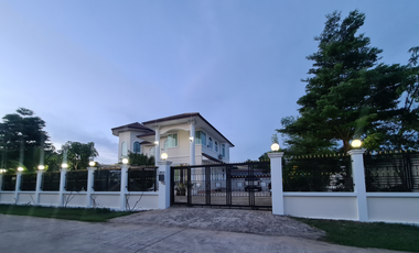 À vendre 4 chambres maison à Mueang Ubon Ratchathani, Ubon Ratchathani