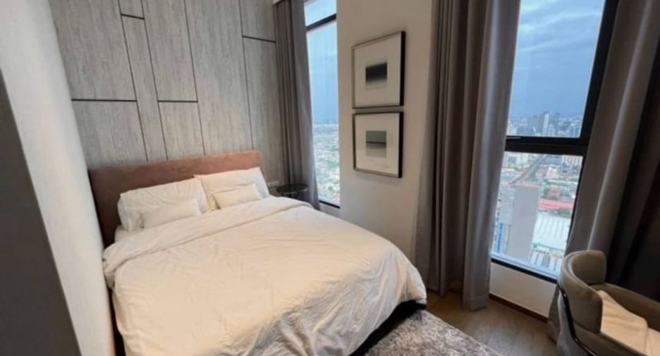 For rent 3 bedrooms condo in Khlong Toei, Bangkok