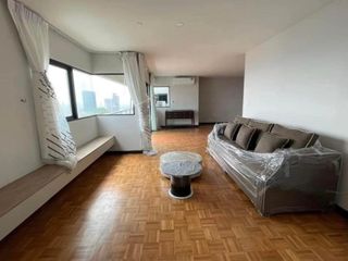 For rent 3 ベッドルーム condo in Sathon, Bangkok