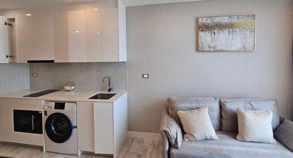 À louer et à vendre 1 chambre condo à Bang Lamung, Chonburi