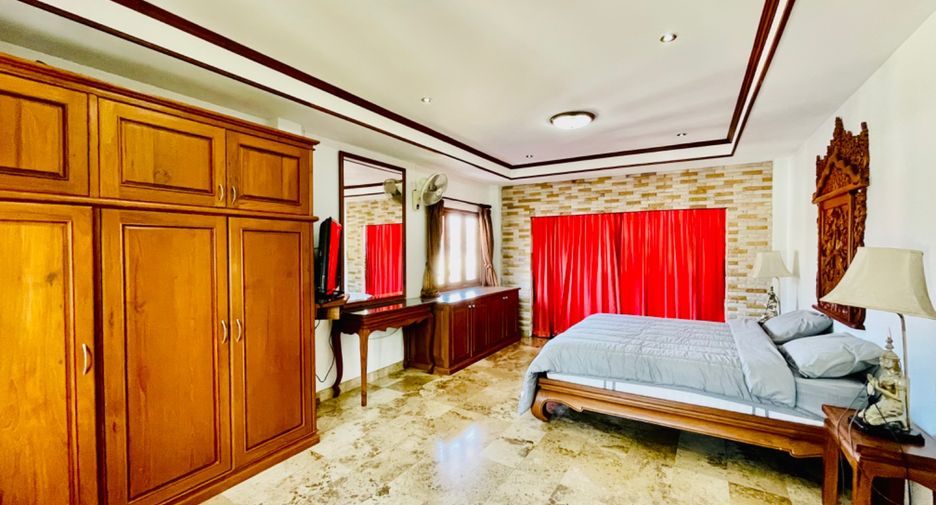 À louer 3 chambres maison à Bang Lamung, Chonburi