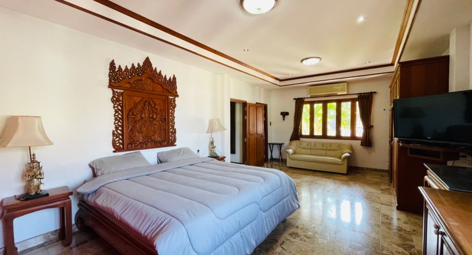 À louer 3 chambres maison à Bang Lamung, Chonburi