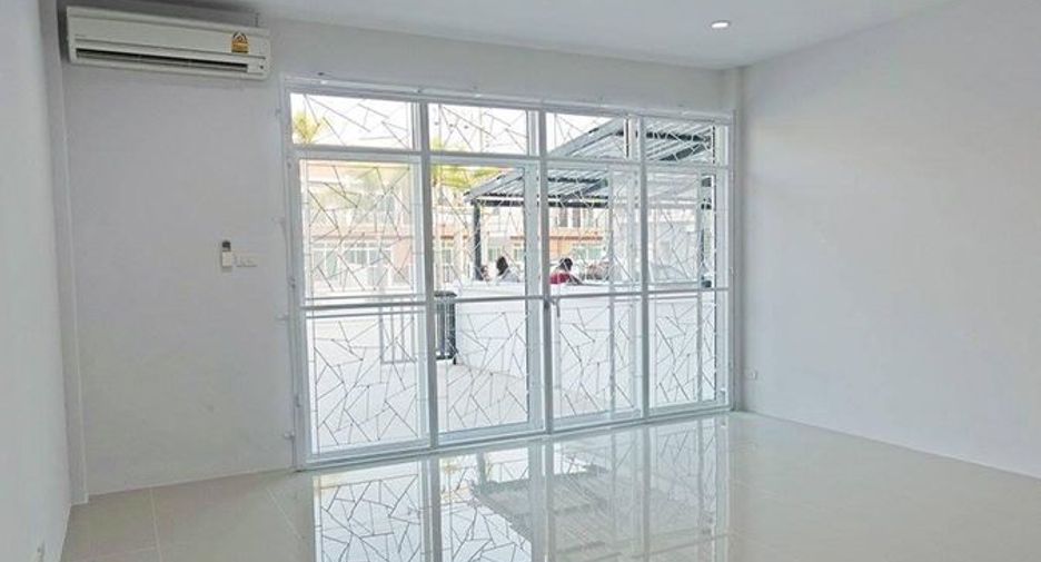 For rent and for sale 2 bedrooms townhouse in Mueang Chiang Rai, Chiang Rai