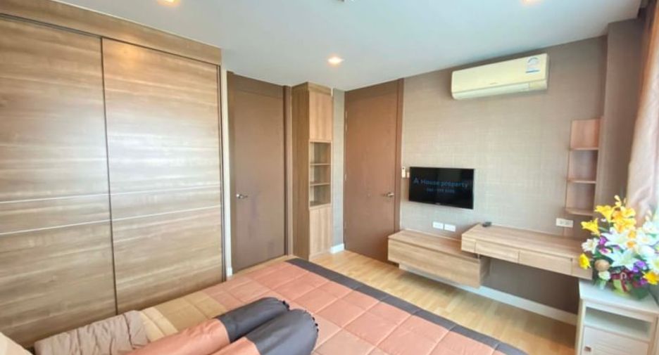 For sale 1 bed condo in Si Racha, Chonburi