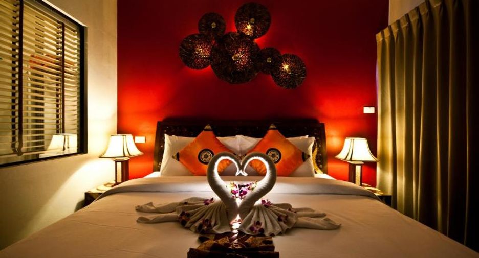 Hotel zum Kauf mit 80 Zimmer in Kathu, Phuket