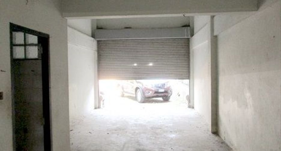 For sale retail Space in Wat Bot, Phitsanulok
