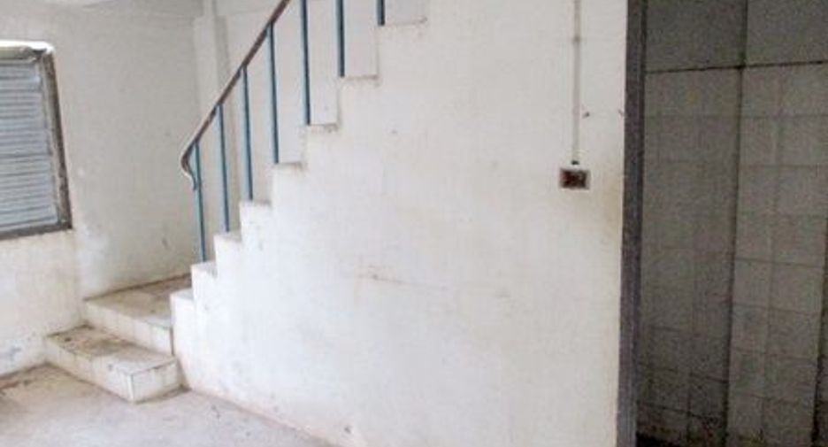 For sale retail Space in Wat Bot, Phitsanulok