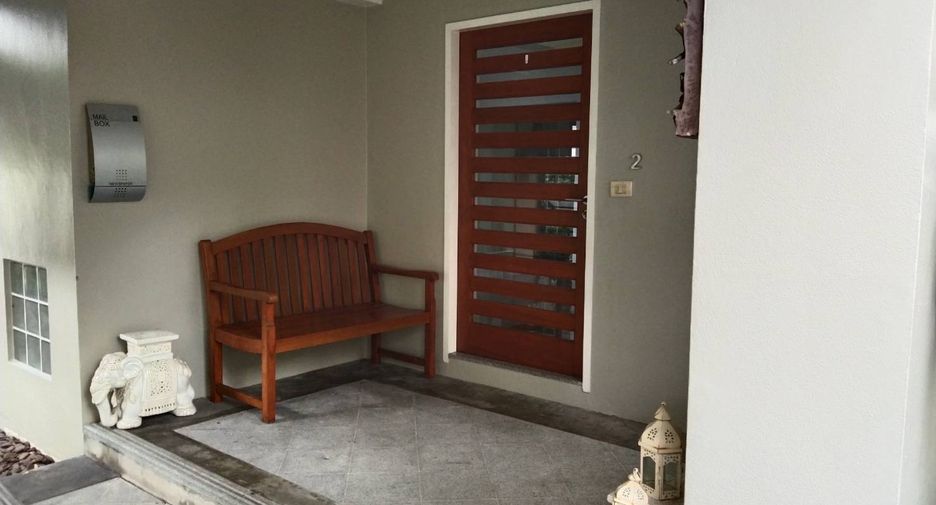 出租 4 卧室 独立屋 在 Khlong Toei, 曼谷