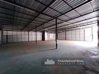 For rent warehouse in Saphan Sung, Bangkok