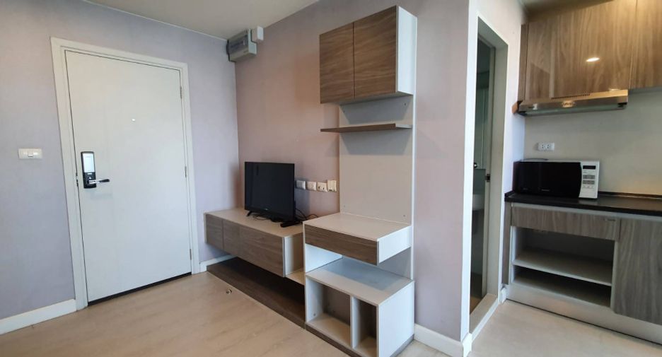 For sale 1 bed condo in Min Buri, Bangkok