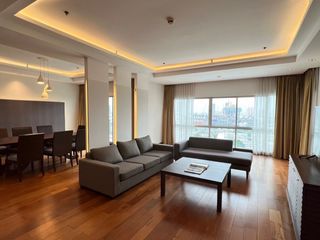 For rent 4 bedrooms condo in Pathum Wan, Bangkok