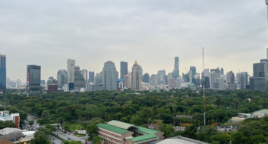 Condo en alquiler de 4 habitaciones en Pathum Wan, Bangkok