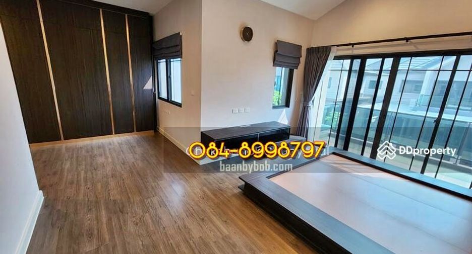 出售 5 卧室 独立屋 在 Pak Kret, Nonthaburi