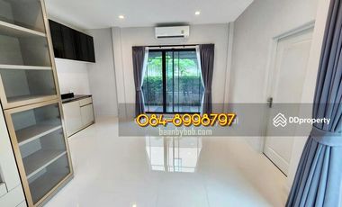 À vendre 5 chambres maison à Pak Kret, Nonthaburi