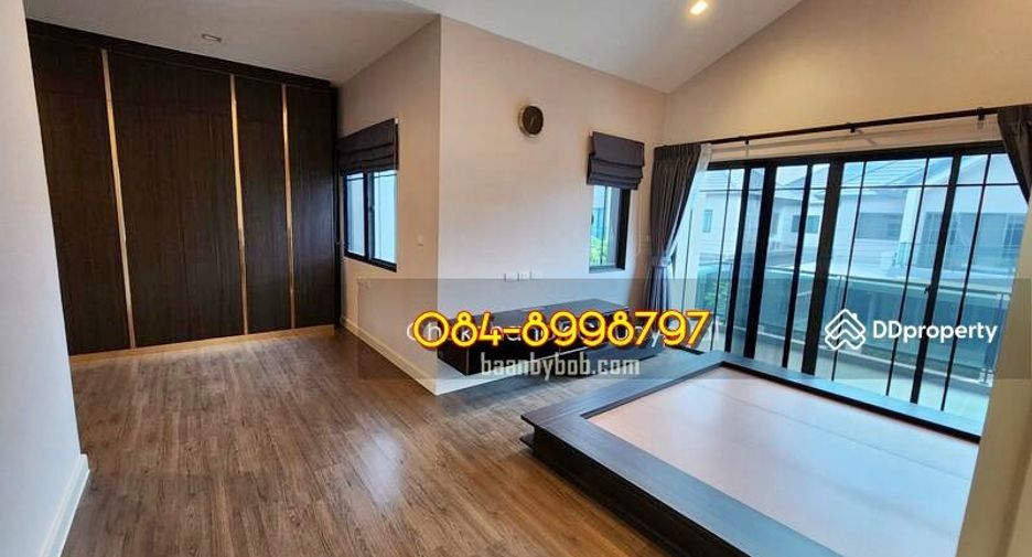 出售 5 卧室 独立屋 在 Pak Kret, Nonthaburi