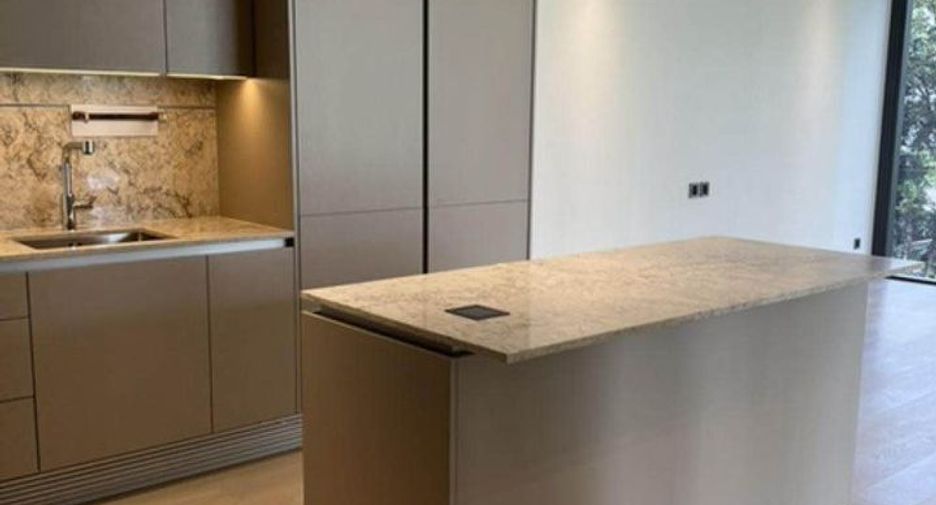 Wohnung zur Miete und zum Kauf mit 2 Zimmer in Pathum Wan, Bangkok