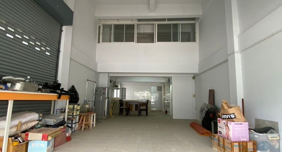 For sale 10 bed retail Space in Bang Kruai, Nonthaburi