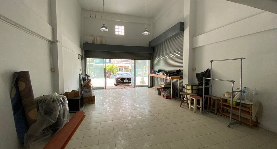 For sale 10 bed retail Space in Bang Kruai, Nonthaburi