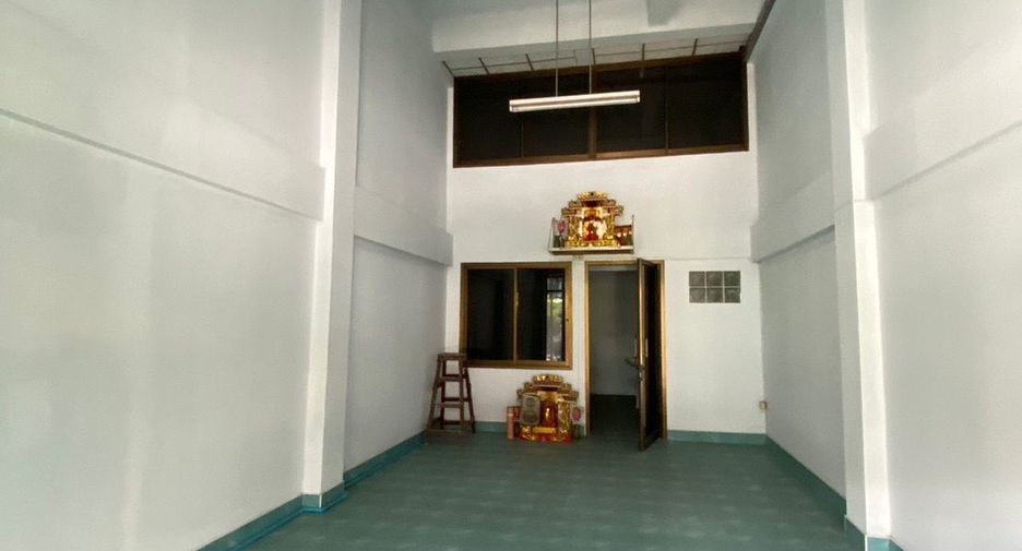 For sale 10 bed retail Space in Bang Kruai, Nonthaburi