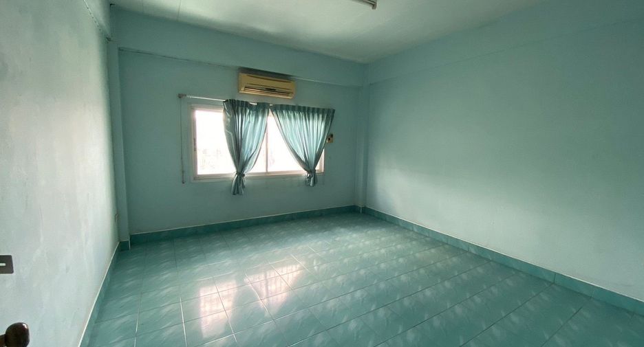 For sale 10 bed retail Space in Bang Kruai, Nonthaburi