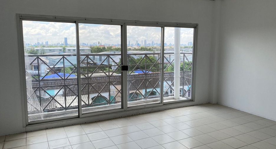 For sale 10 bed retail Space in Bang Kruai, Nonthaburi