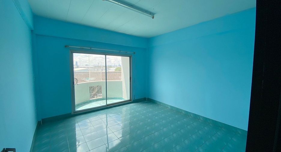 For sale 10 bed retail Space in Bang Kruai, Nonthaburi