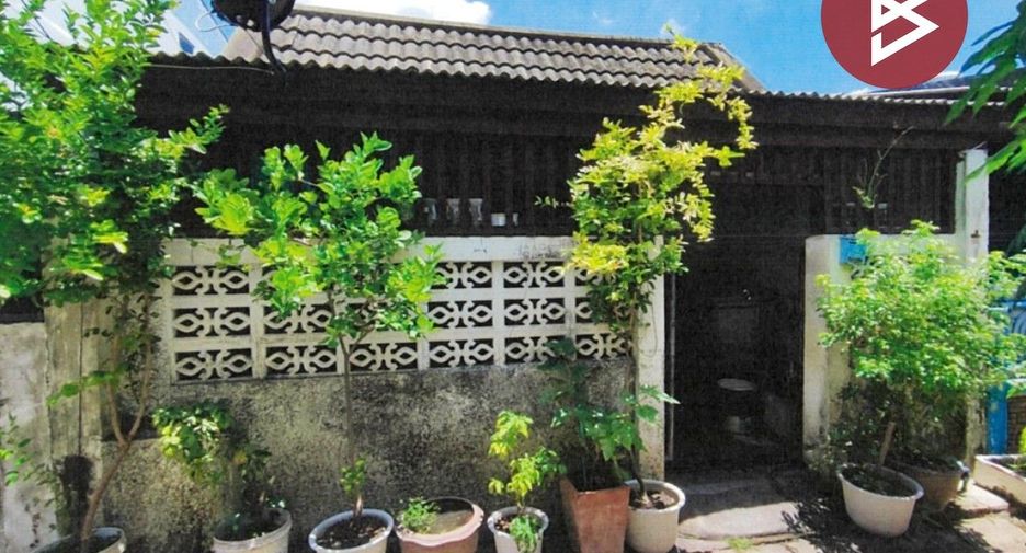 For sale 1 bed townhouse in Lak Si, Bangkok