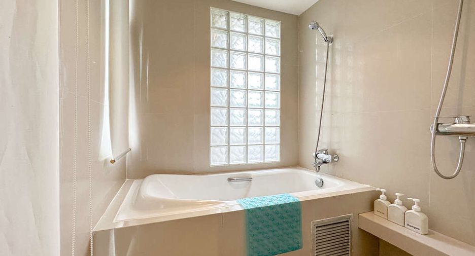For sale 1 bed condo in Mueang Chiang Mai, Chiang Mai