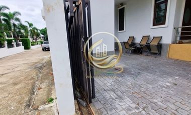 Villa zum Kauf mit Studio in Hua Hin, Prachuap Khiri Khan