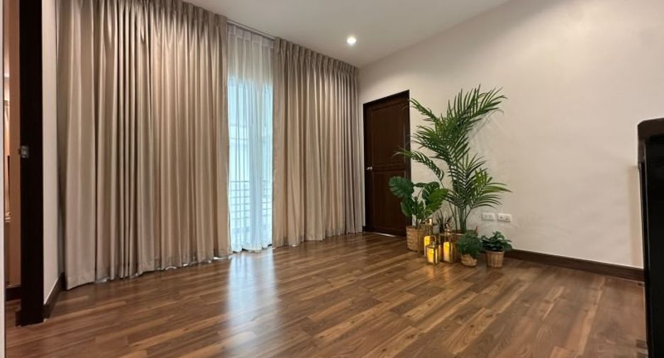 For rent 3 bed house in Si Racha, Chonburi
