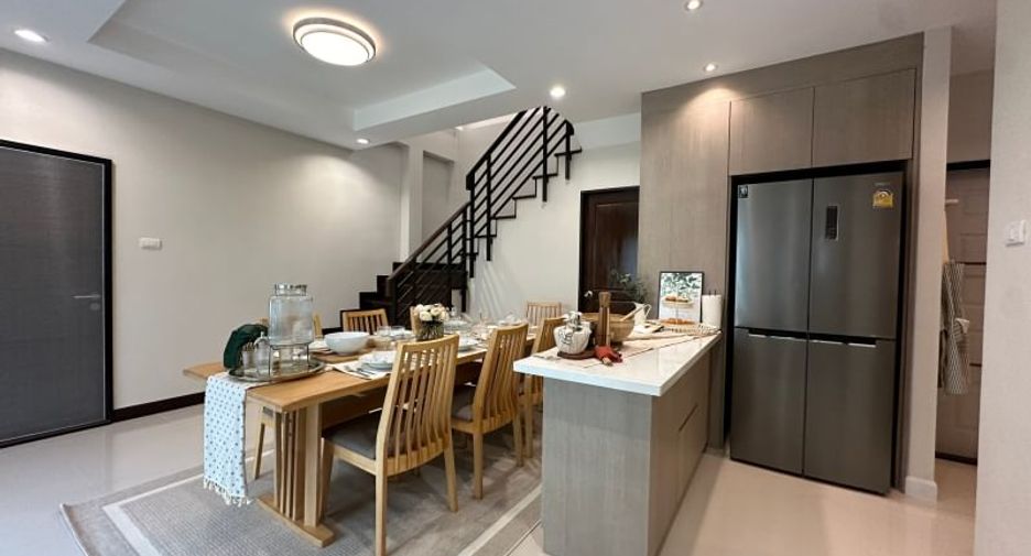 For rent 3 bed house in Si Racha, Chonburi
