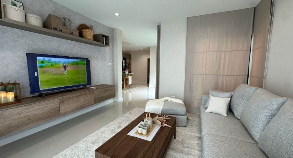 For rent 3 bed house in Si Racha, Chonburi