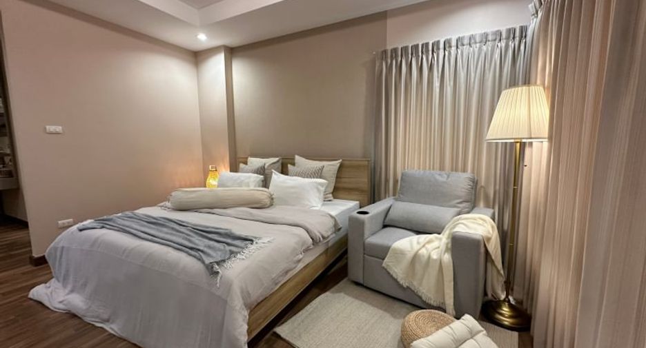 For rent 3 bed house in Si Racha, Chonburi