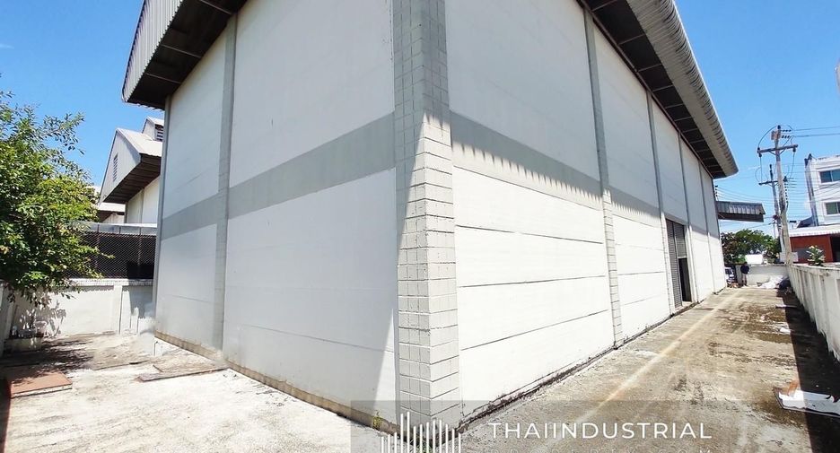For rent warehouse in Lat Lum Kaeo, Pathum Thani