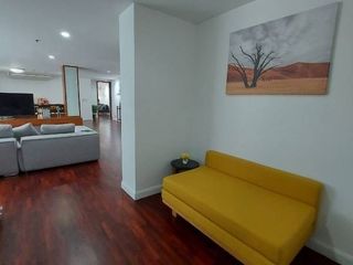 For rent 4 bedrooms condo in Sathon, Bangkok