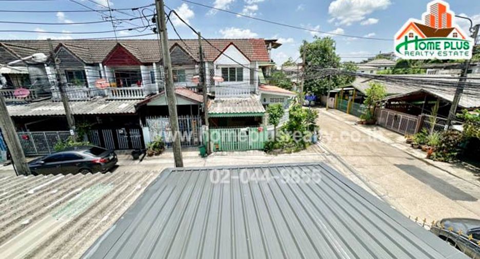 For sale 2 bedrooms townhouse in Pak Kret, Nonthaburi