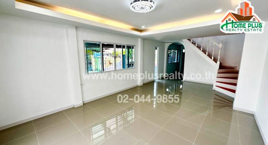 For sale 2 bedrooms townhouse in Pak Kret, Nonthaburi