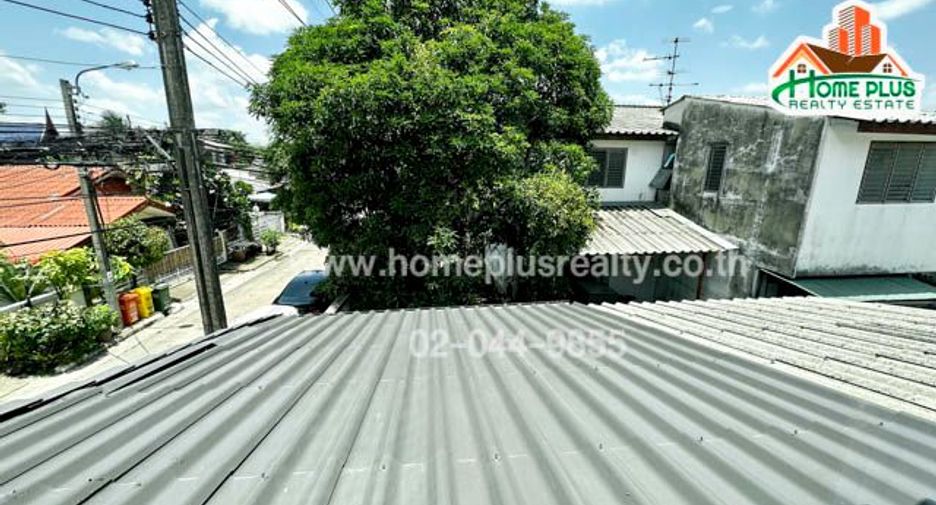 For sale 2 bedrooms townhouse in Pak Kret, Nonthaburi