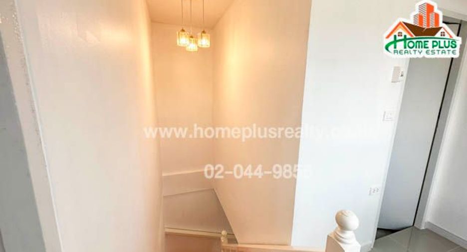 For sale 2 bedrooms townhouse in Pak Kret, Nonthaburi