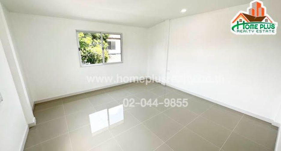 For sale 2 bedrooms townhouse in Pak Kret, Nonthaburi